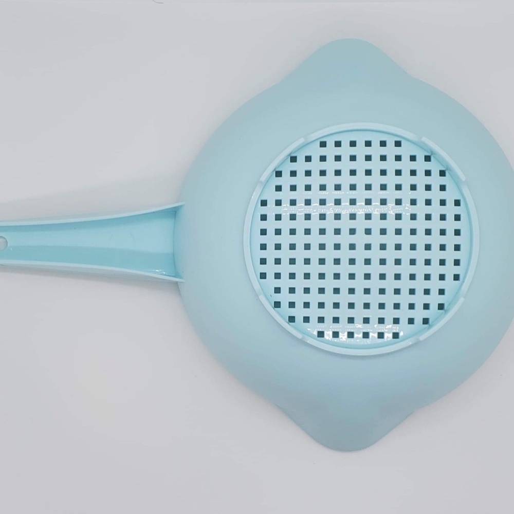 Tupperware Classic Colander New Blue - Picture 2 of 6